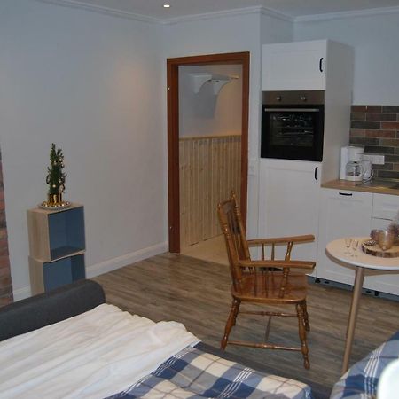 Apartment Strandkorb กลึคส์บวร์ก ภายนอก รูปภาพ