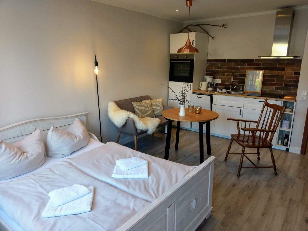 Apartment Strandkorb กลึคส์บวร์ก ภายนอก รูปภาพ